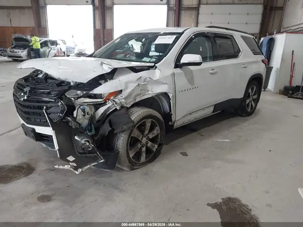 1GNEVHKW7KJ212941 2019 CHEVROLET TRAVERSE - Image 2
