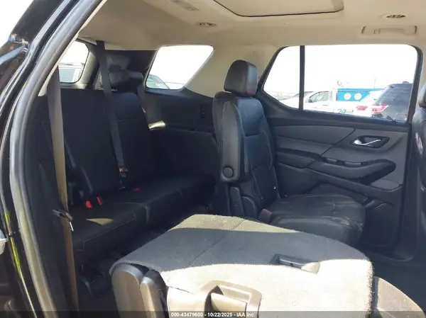 1GNEVHKW7KJ223647 2019 CHEVROLET TRAVERSE - Image 8