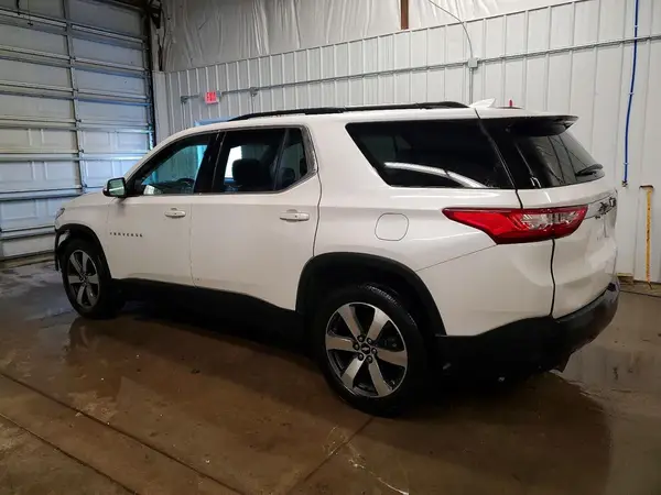 1GNEVHKW7KJ258740 2019 CHEVROLET TRAVERSE - Image 2