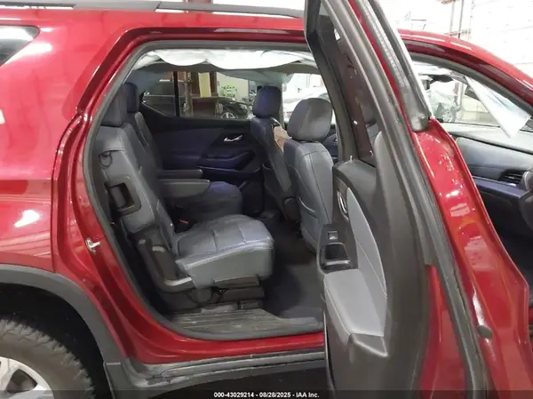 1GNEVHKW7KJ267809 2019 CHEVROLET TRAVERSE - Image 8