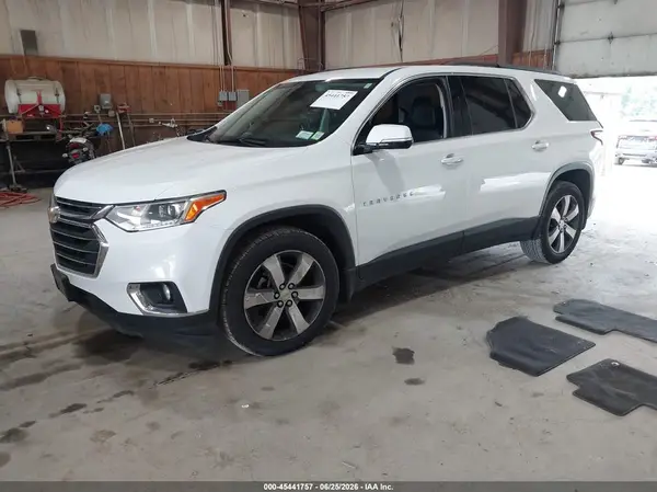 1GNEVHKW7KJ301036 2019 CHEVROLET TRAVERSE - Image 2