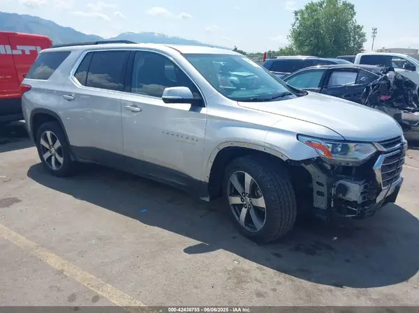 1GNEVHKW7KJ304308 2019 CHEVROLET TRAVERSE - Image 1