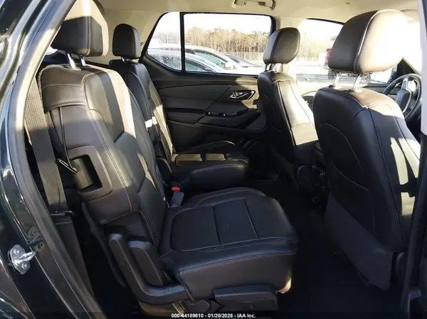 1GNEVHKW7LJ187525 2020 CHEVROLET TRAVERSE - Image 8