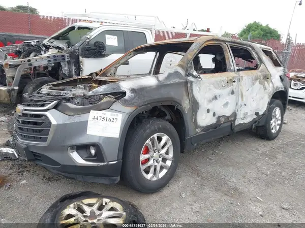 1GNEVHKW7MJ173724 2021 CHEVROLET TRAVERSE - Image 2