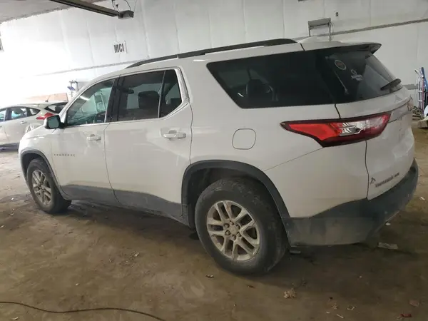 1GNEVHKW7MJ228169 2021 CHEVROLET TRAVERSE - Image 2
