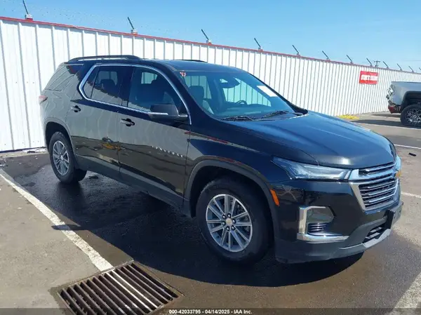 1GNEVHKW7NJ136660 2022 CHEVROLET TRAVERSE - Image 1