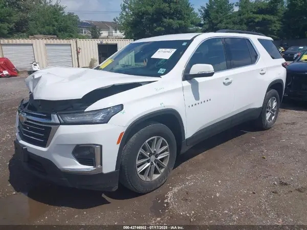 1GNEVHKW7PJ205205 2023 CHEVROLET TRAVERSE - Image 2