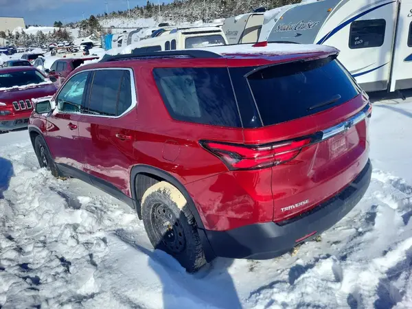 1GNEVHKW7PJ311010 2023 CHEVROLET TRAVERSE - Image 2