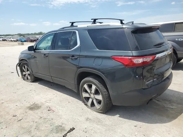 1GNEVHKW8JJ136158 2018 CHEVROLET TRAVERSE - Image 2
