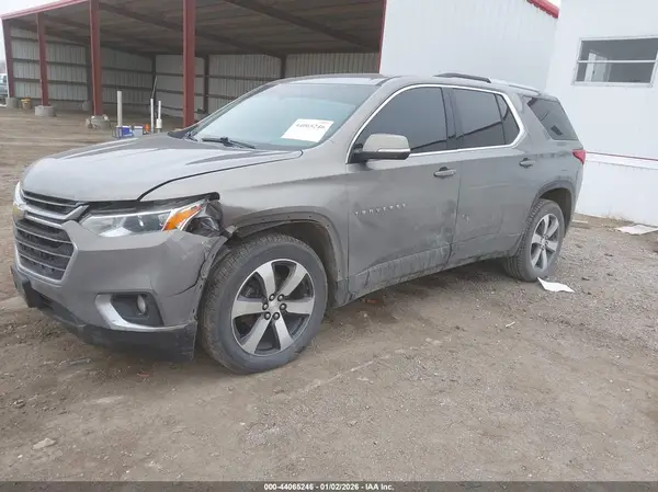 1GNEVHKW8JJ202398 2018 CHEVROLET TRAVERSE - Image 2