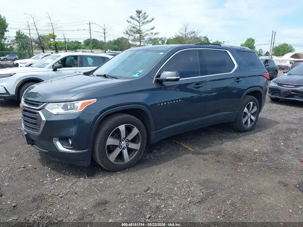 1GNEVHKW8JJ225745 2018 CHEVROLET TRAVERSE - Image 2