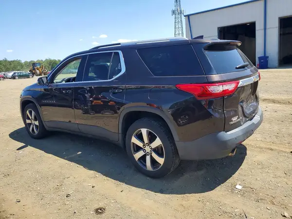 1GNEVHKW8JJ238995 2018 CHEVROLET TRAVERSE - Image 2