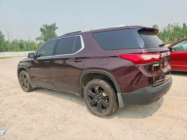 1GNEVHKW8JJ272368 2018 CHEVROLET TRAVERSE - Image 2