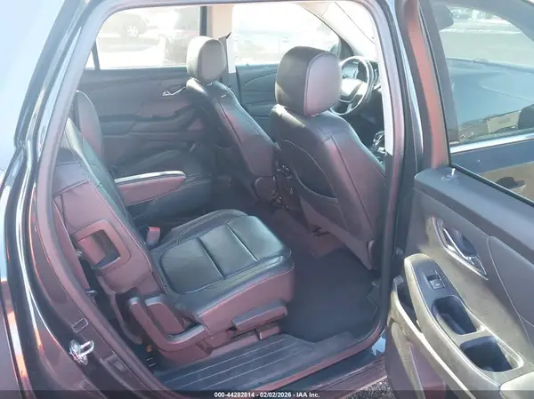 1GNEVHKW8MJ129876 2021 CHEVROLET TRAVERSE - Image 8