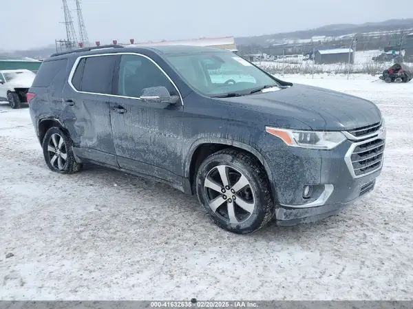 1GNEVHKW8MJ140957 2021 CHEVROLET TRAVERSE - Image 1