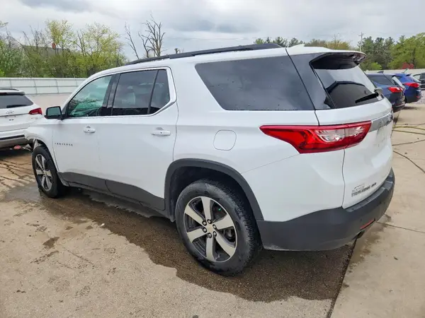 1GNEVHKW8MJ168449 2021 CHEVROLET TRAVERSE - Image 2