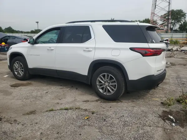 1GNEVHKW8PJ176216 2023 CHEVROLET TRAVERSE - Image 2