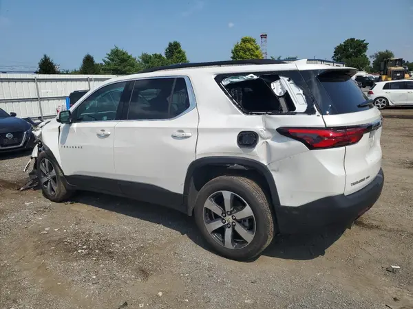 1GNEVHKW8PJ296212 2023 CHEVROLET TRAVERSE - Image 2