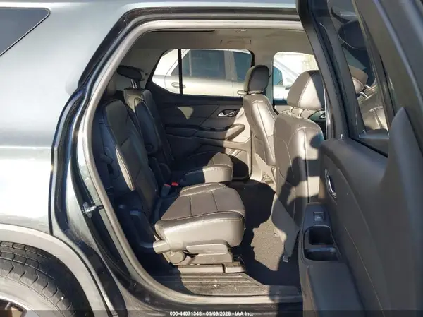 1GNEVHKW9JJ181707 2018 CHEVROLET TRAVERSE - Image 8