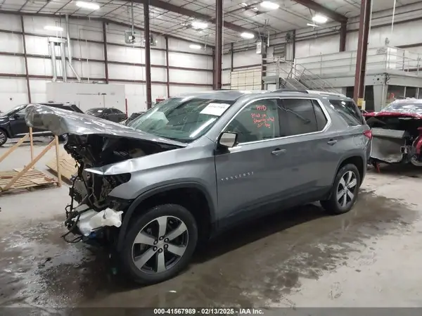 1GNEVHKW9JJ212521 2018 CHEVROLET TRAVERSE - Image 2