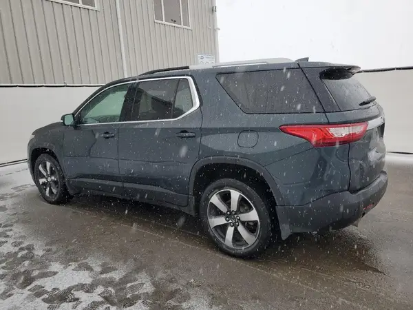 1GNEVHKW9JJ240450 2018 CHEVROLET TRAVERSE - Image 2