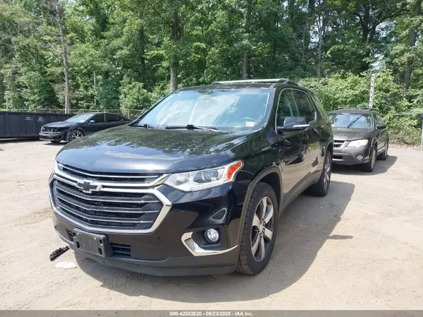 1GNEVHKW9JJ280947 2018 CHEVROLET TRAVERSE - Image 2