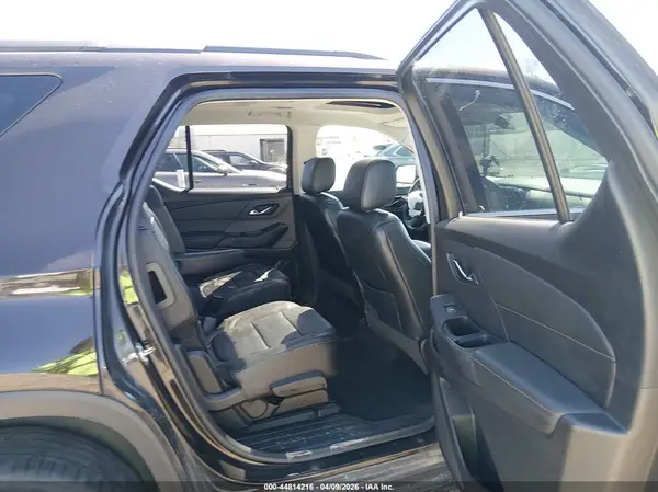 1GNEVHKW9KJ172068 2019 CHEVROLET TRAVERSE - Image 8