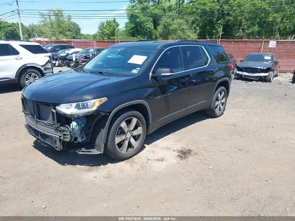 1GNEVHKW9KJ176587 2019 CHEVROLET TRAVERSE - Image 2