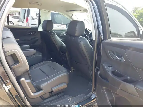 1GNEVHKW9KJ223049 2019 CHEVROLET TRAVERSE - Image 8