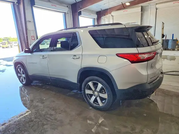 1GNEVHKW9LJ108839 2020 CHEVROLET TRAVERSE - Image 2