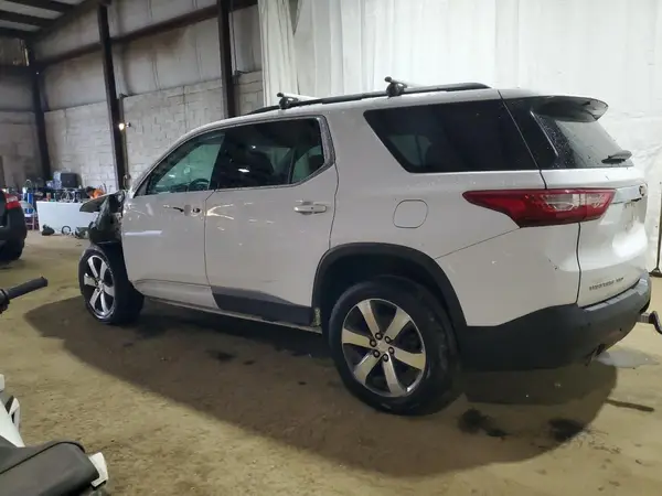 1GNEVHKW9LJ236935 2020 CHEVROLET TRAVERSE - Image 2