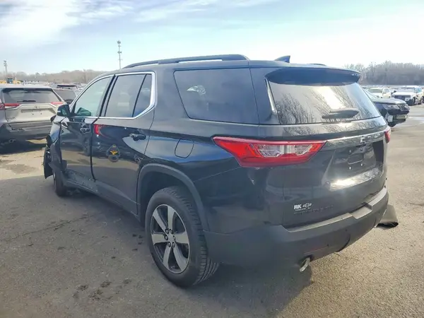 1GNEVHKW9MJ125304 2021 CHEVROLET TRAVERSE - Image 2