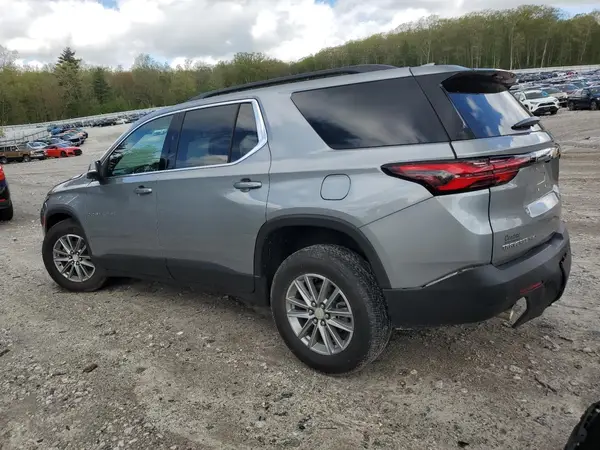 1GNEVHKW9PJ228906 2023 CHEVROLET TRAVERSE - Image 2