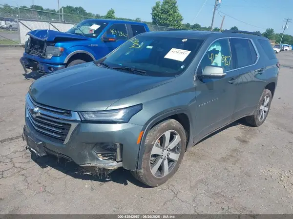 1GNEVHKW9PJ230090 2023 CHEVROLET TRAVERSE - Image 2