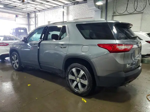 1GNEVHKWXJJ148358 2018 CHEVROLET TRAVERSE - Image 2