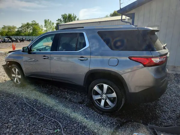 1GNEVHKWXJJ153706 2018 CHEVROLET TRAVERSE - Image 2