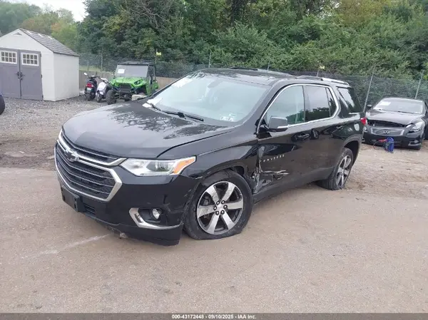 1GNEVHKWXJJ157299 2018 CHEVROLET TRAVERSE - Image 2