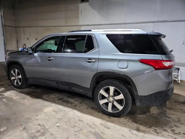1GNEVHKWXJJ161434 2018 CHEVROLET TRAVERSE - Image 2
