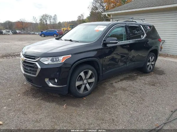 1GNEVHKWXJJ209207 2018 CHEVROLET TRAVERSE - Image 2