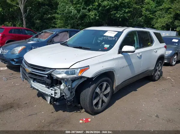 1GNEVHKWXJJ225035 2018 CHEVROLET TRAVERSE - Image 2