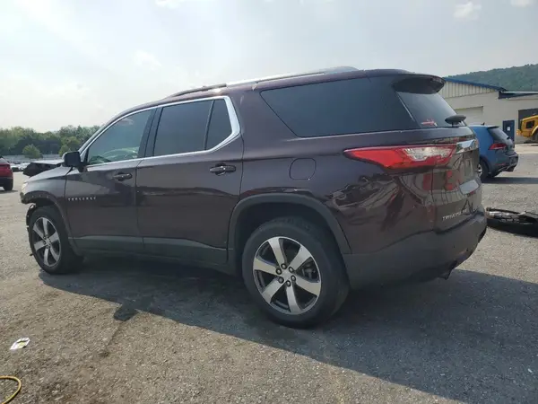 1GNEVHKWXJJ259363 2018 CHEVROLET TRAVERSE - Image 2
