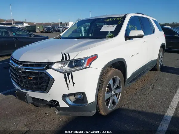 1GNEVHKWXJJ259900 2018 CHEVROLET TRAVERSE - Image 2