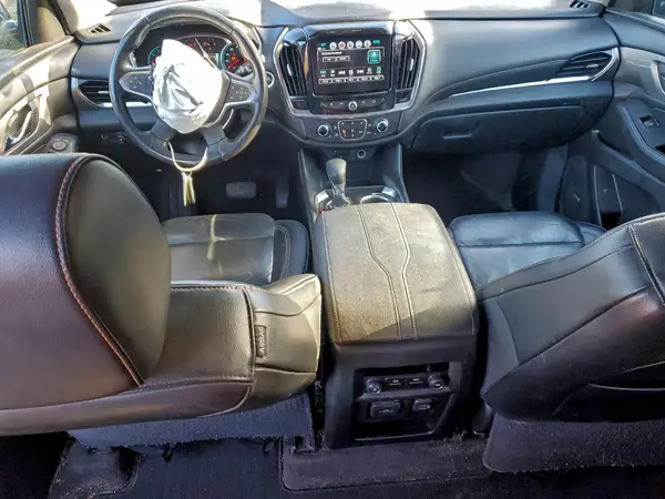 1GNEVHKWXJJ260383 2018 CHEVROLET TRAVERSE - Image 8