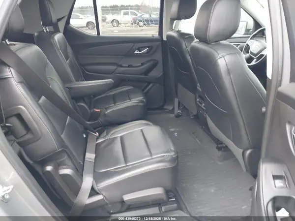 1GNEVHKWXJJ277152 2018 CHEVROLET TRAVERSE - Image 8