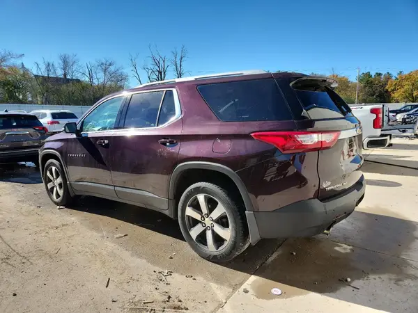 1GNEVHKWXJJ282531 2018 CHEVROLET TRAVERSE - Image 2