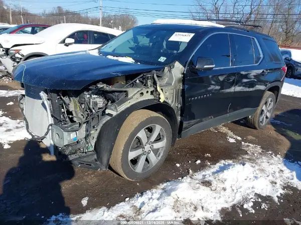 1GNEVHKWXKJ154825 2019 CHEVROLET TRAVERSE - Image 2