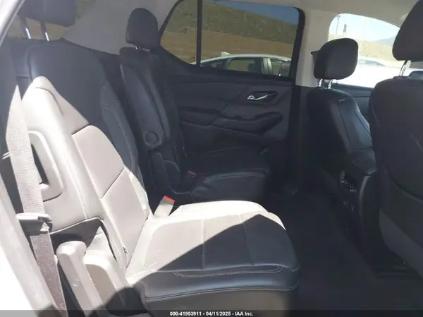 1GNEVHKWXKJ244900 2019 CHEVROLET TRAVERSE - Image 8