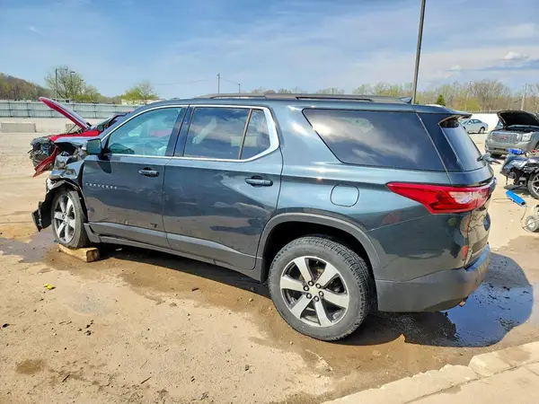 1GNEVHKWXLJ135242 2020 CHEVROLET TRAVERSE - Image 2