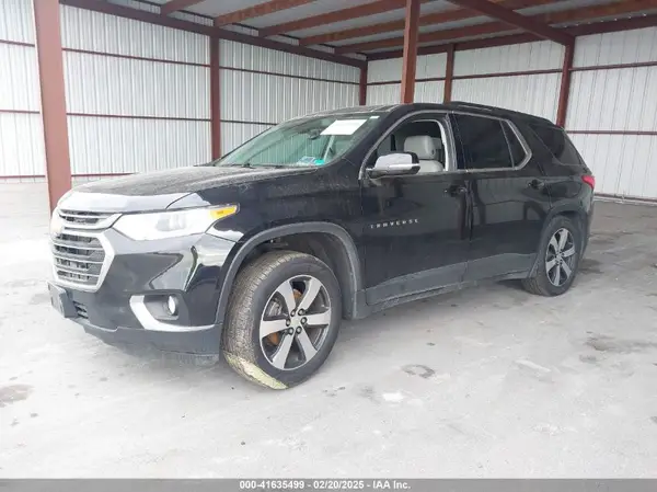 1GNEVHKWXLJ215978 2020 CHEVROLET TRAVERSE - Image 2