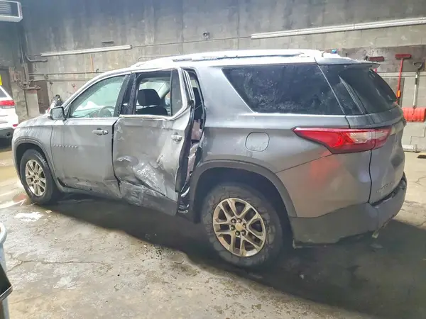 1GNEVHKWXLJ231890 2020 CHEVROLET TRAVERSE - Image 2